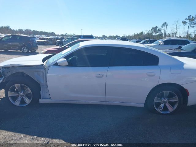 2C3CDXHG2JH125580 Dodge Charger Sxt Plus Rwd