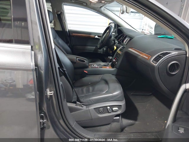 WA1CGAFE7FD017861 Audi Q7 3.0t Premium