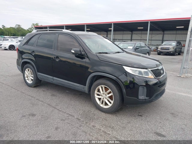 KIA Sorento Lx V6 2015 5XYKT4A74FG594260 Image 1