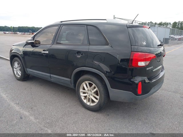KIA Sorento Lx V6 2015 5XYKT4A74FG594260 Image 3