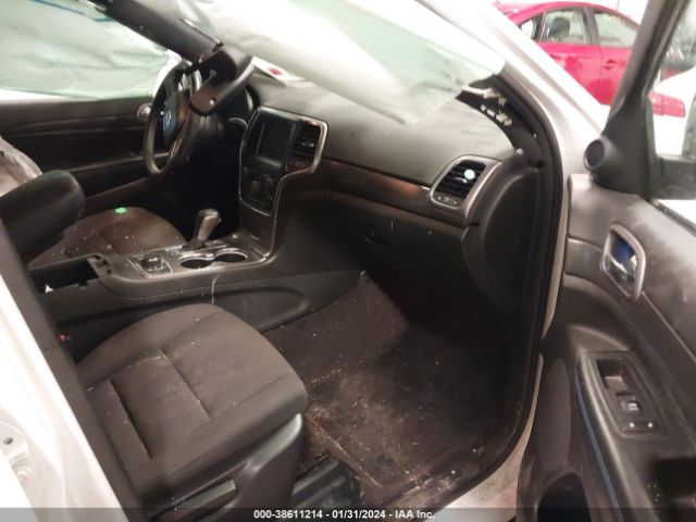 1C4RJFAG6JC384255 Jeep Grand Cherokee Upland 4x4