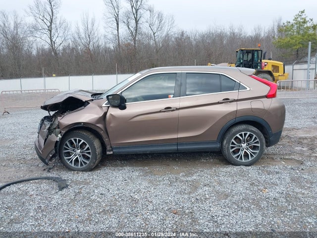 JA4AT3AA2KZ029853 Mitsubishi Eclipse Cross Es