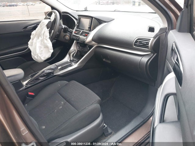 JA4AT3AA2KZ029853 Mitsubishi Eclipse Cross Es