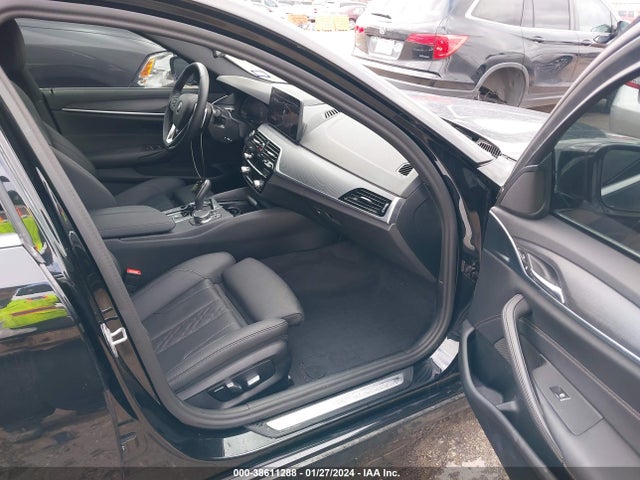 BMW 530I 2023 WBA53BH04PCM60345 Image 5
