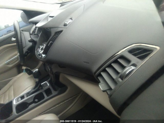 2017 FORD ESCAPE 1FMCU9JD8HUA44559 Photo 4