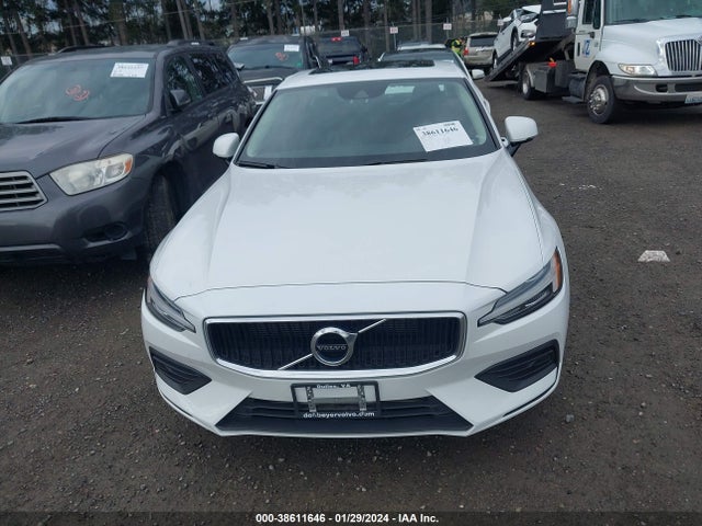 7JR102FK4LG060773 Volvo S60 T5 Momentum