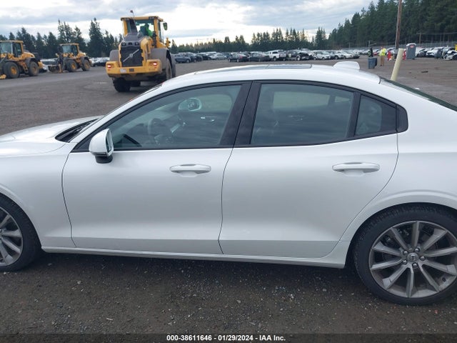 7JR102FK4LG060773 Volvo S60 T5 Momentum