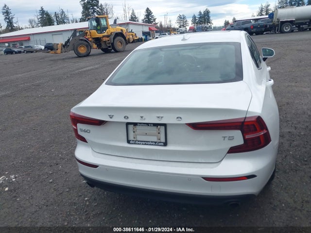 7JR102FK4LG060773 Volvo S60 T5 Momentum
