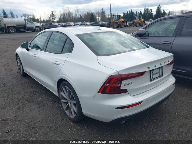 7JR102FK4LG060773 Volvo S60 T5 Momentum