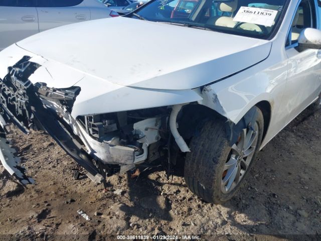 WDD3G4FB3KW021360 Mercedes-Benz A 220 4matic