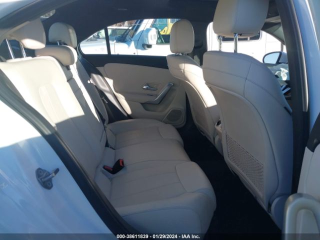 WDD3G4FB3KW021360 Mercedes-Benz A 220 4matic