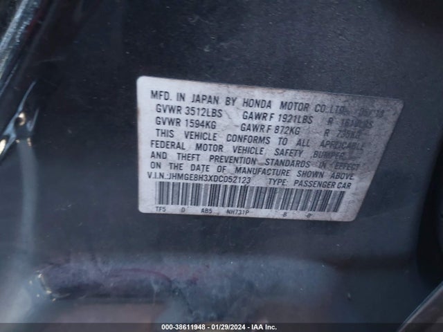 2013 HONDA FIT VIN: JHMGE8H3XDC052123