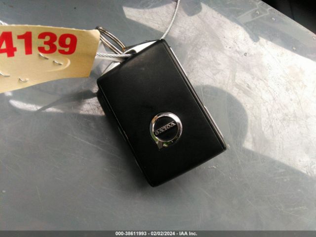 2020 VOLVO XC60 YV4102RK4L1416231 Photo 10