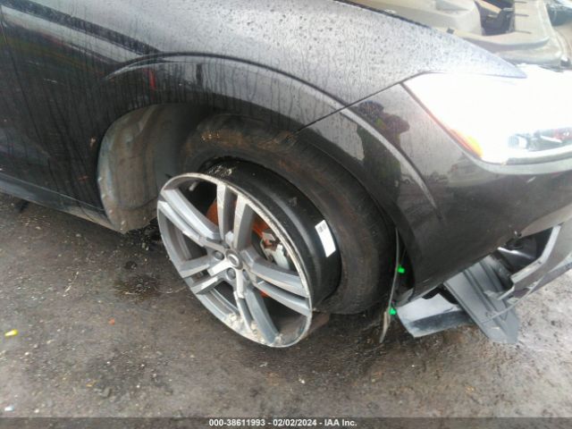 2020 VOLVO XC60 YV4102RK4L1416231 Photo 5