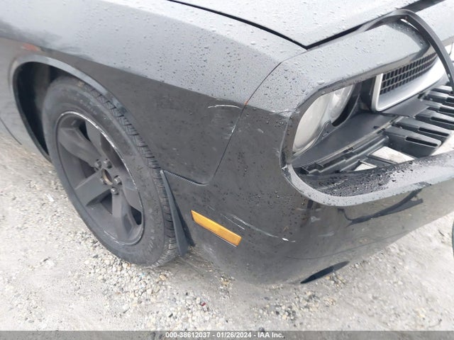 2013 DODGE CHALLENGER SXT VIN: 2C3CDYAG0DH692360