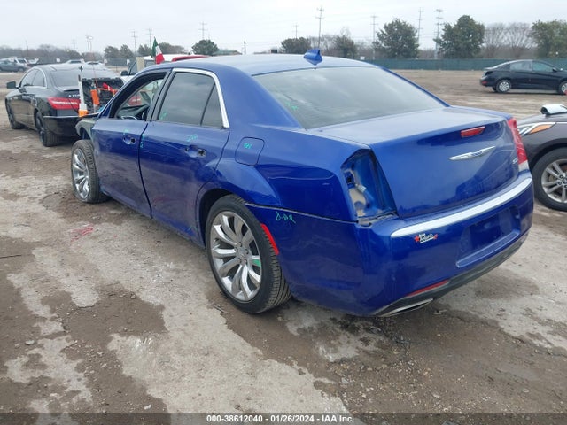 Chrysler 300 Touring 2019 2C3CCAAG8KH684174 Image 3