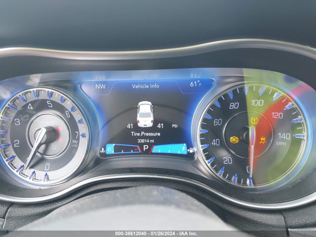 Chrysler 300 Touring 2019 2C3CCAAG8KH684174 Image 7