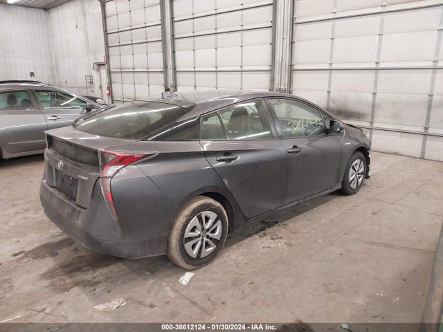 Toyota Prius Four 2018 JTDKARFUXJ3551945 Image 4