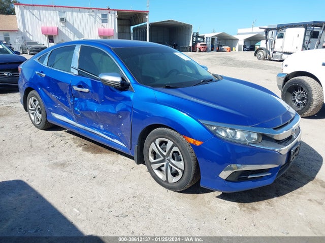 Honda Civic Lx 2018 2HGFC2F54JH561798 головне зображення