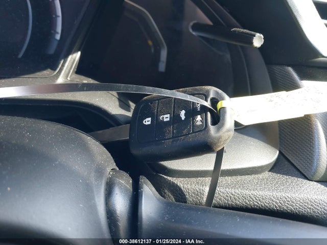 Honda Civic Lx 2018 2HGFC2F54JH561798 Image 11
