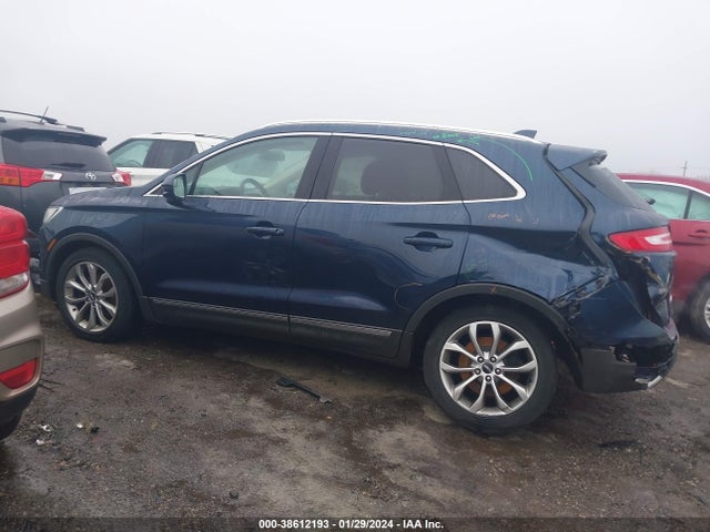 Aukcja sprzedaży 2017 Lincoln Mkc Select, vin: 5LMCJ2C93HUL61994, numer aukcji: 38612193