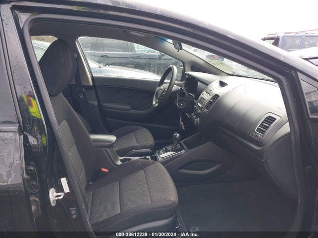 KIA FORTE LX 2018 3KPFK4A72JE224841 Image 5