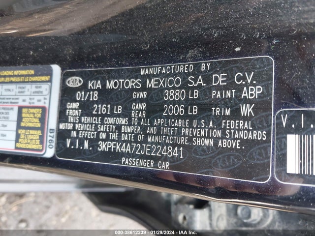 KIA FORTE LX 2018 3KPFK4A72JE224841 Image 9