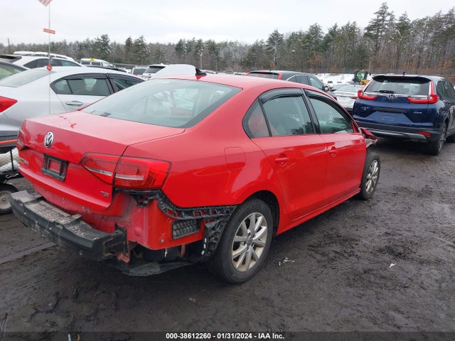 3VWD17AJ2FM256982 Volkswagen Jetta 1.8t Se