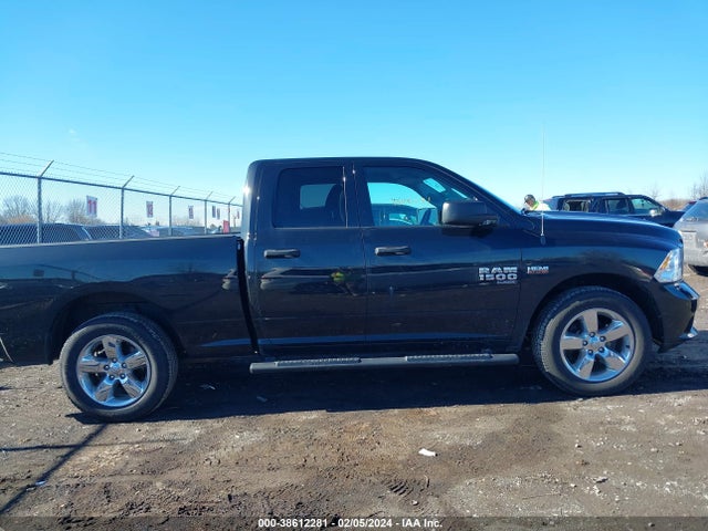 RAM 1500 Classic Express Quad Cab 4x4 6'4 Box 2019 1C6RR7FT0KS580470 Image 12