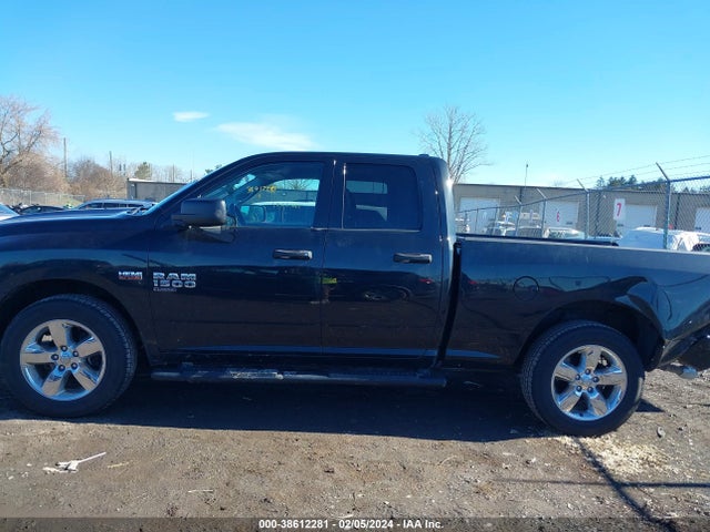 RAM 1500 Classic Express Quad Cab 4x4 6'4 Box 2019 1C6RR7FT0KS580470 Image 13
