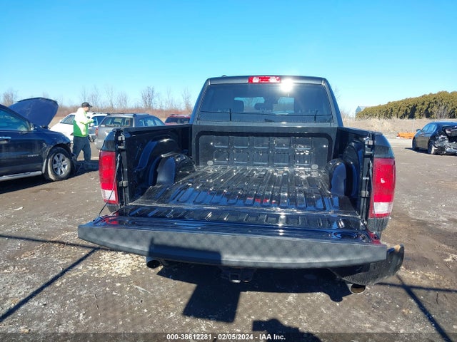 RAM 1500 Classic Express Quad Cab 4x4 6'4 Box 2019 1C6RR7FT0KS580470 Image 15