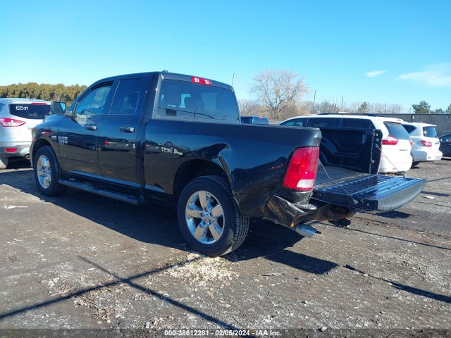 RAM 1500 Classic Express Quad Cab 4x4 6'4 Box 2019 1C6RR7FT0KS580470 Image 3