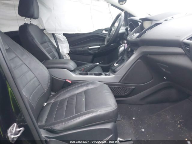 1FMCU9GX6EUD99372 Ford ESCAPE SE