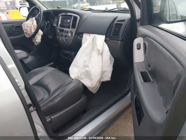 2004 MAZDA TRIBUTE ES V6 VIN: 4F2CZ96104KM22559