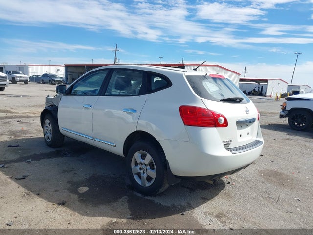 2015 NISSAN ROGUE SELECT S VIN: JN8AS5MT0FW654135