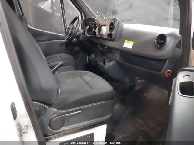 WD4PF1CD4KP052636 Mercedes-Benz Sprinter 2500 High Roof V6