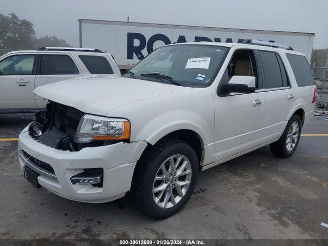 Ford Expedition Limited 2017 1FMJU1KT2HEA13915 Image 2