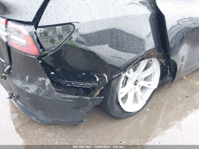 2021 TESLA MODEL Y 5YJYGDEE7MF241569 Photo 5