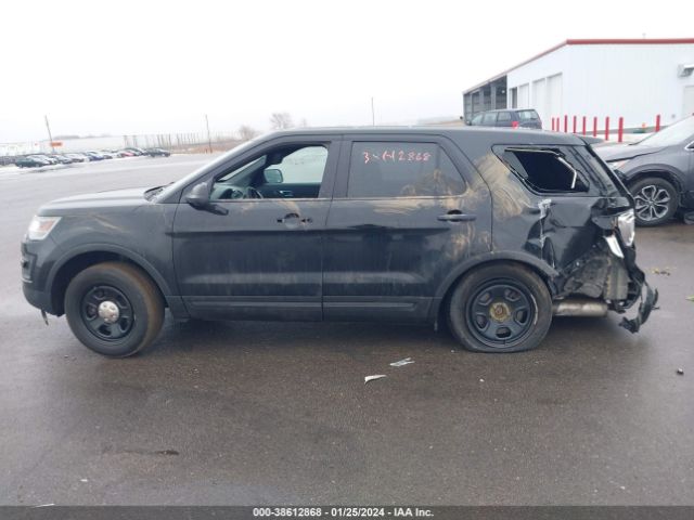 1FM5K8AR2HGD92960 Ford Utility Police Interceptor