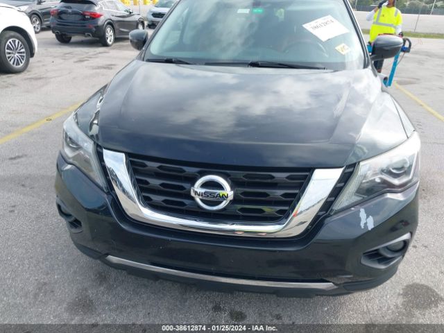 5N1DR2MN9JC628546 Nissan Pathfinder Sv