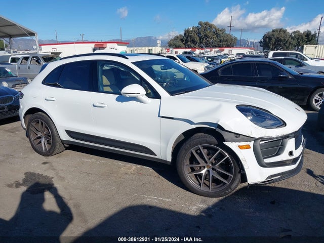 Porsche Macan 2022 WP1AA2A52NLB12312 Image 13