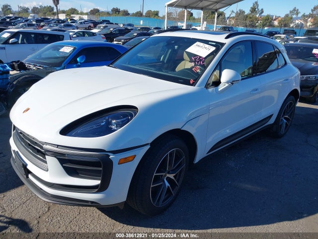 2022 PORSCHE MACAN WP1AA2A52NLB12312 Photo 1