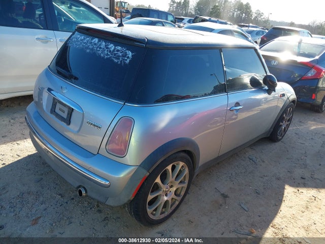 2004 MINI COOPER WMWRC33414TJ59383 Photo 3