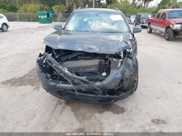 3GKALTEV3JL262329 GMC Terrain Sle