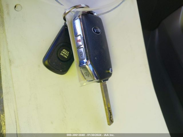 KNDEPCAA0M7128987 KIA Seltos Lx
