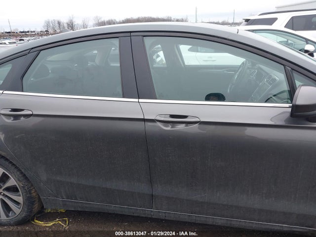 Ford FUSION SE 2019 3FA6P0T9XKR264545 Image 13