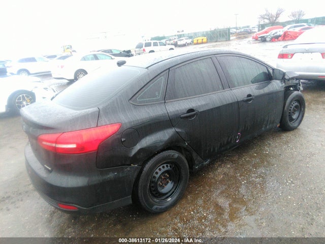 Ford FOCUS S 2015 1FADP3E2XFL351827 Image 4