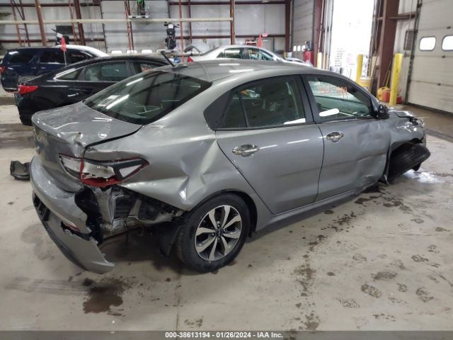 3KPA24AD1NE468938 KIA RIO S