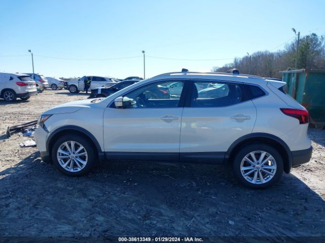 JN1BJ1CRXHW139795 Nissan Rogue Sport Sv