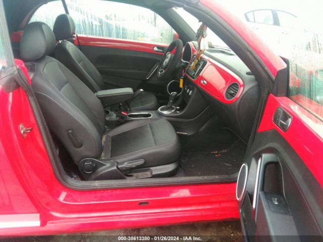 3VW507AT2FM807176 Volkswagen Beetle 1.8t